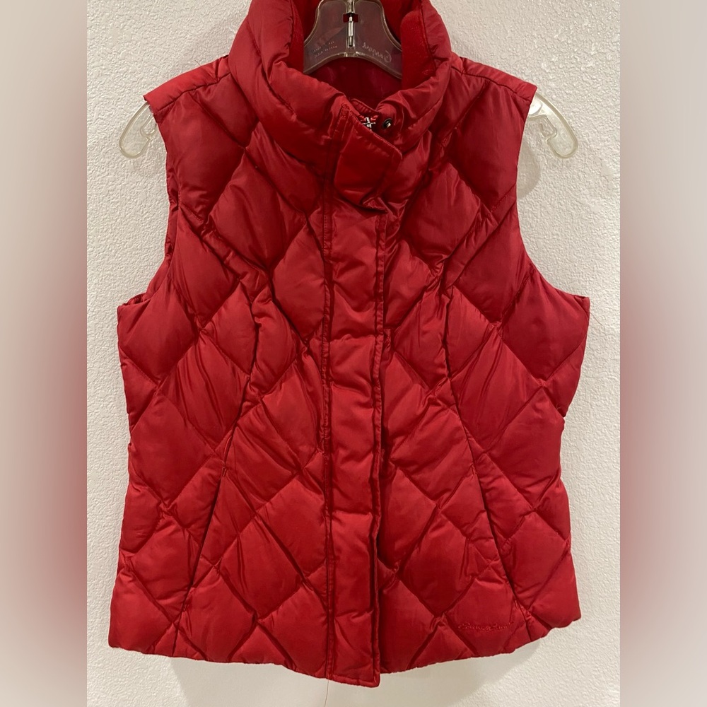 Eddie Bauer Red Quilted Vest High Collar Warmth women’s size M